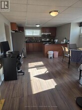 Building Photo - 71 Montvale Dr