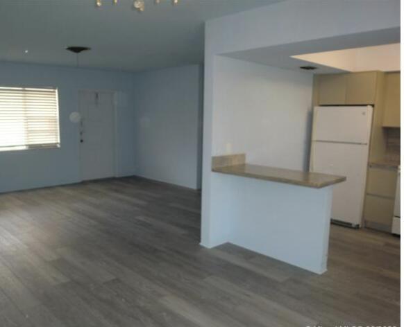 Foto del edificio - 1643 Wiley St