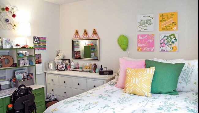 Bedroom - Chase Apartments