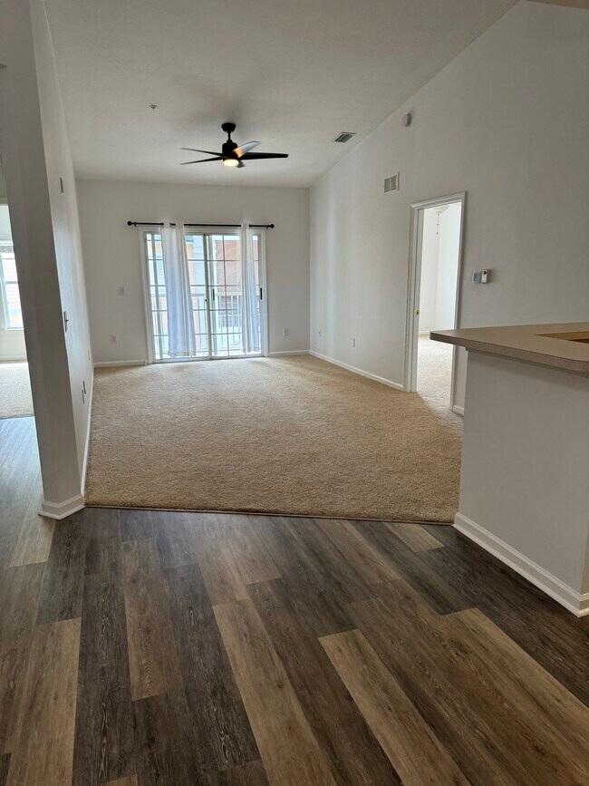 4935 Islamorada Ct Unit 304, Jacksonville, FL 32256 Condo for Rent in