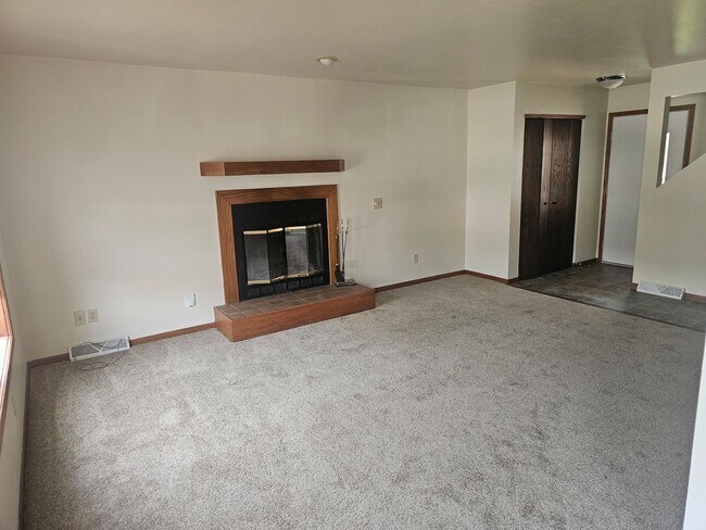 sala de estar - 741 Aspen Ave