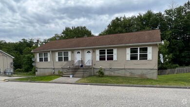 Building Photo - 119 W Main St