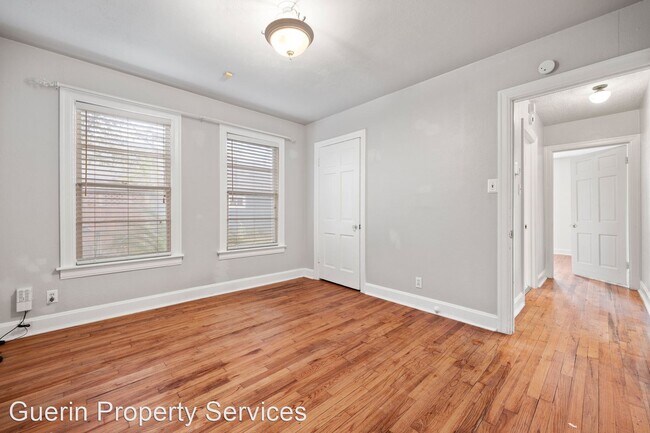 Foto del edificio - 2 br, 1 bath House - 934 East 52nd Street