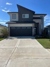 Building Photo - 2918 Stamford Hl Ln