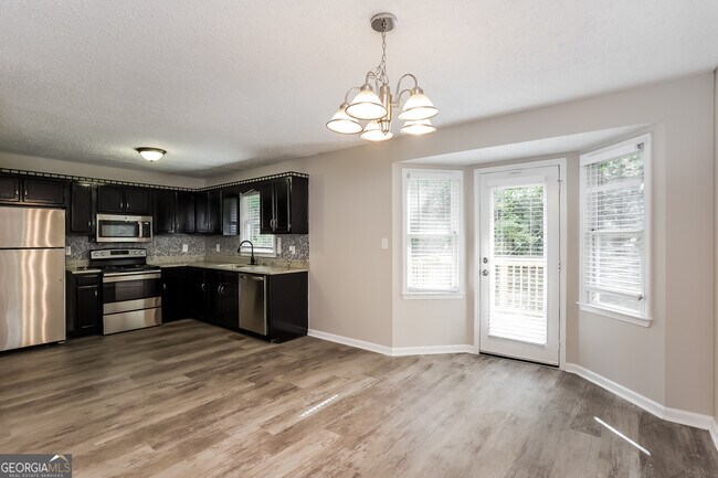 Foto del edificio - 300 Ladora Dr