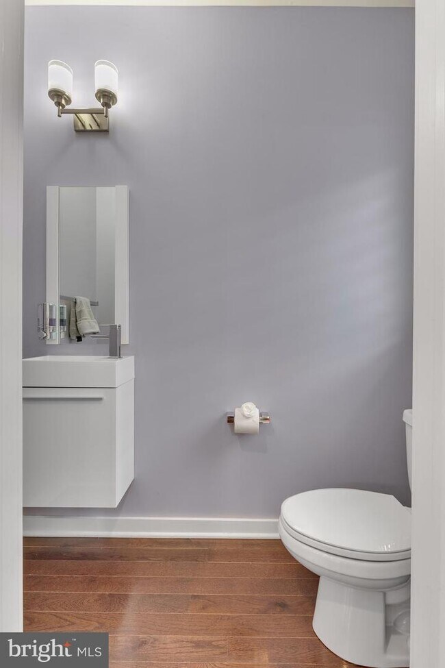 Foto del edificio - 2673 Amber St