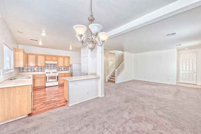 Foto del edificio - 4222 E Spruce Fern Ln