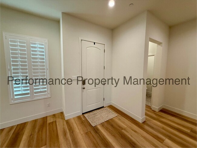 Building Photo - Stunning 3 Bed/3 Bath + Office River Ranch Home w/ RBP & $0 Deposit Option