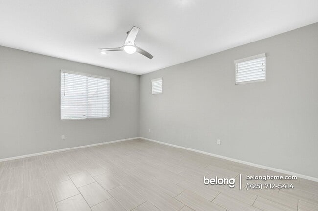 Foto del edificio - 653 Timberfalls Ln