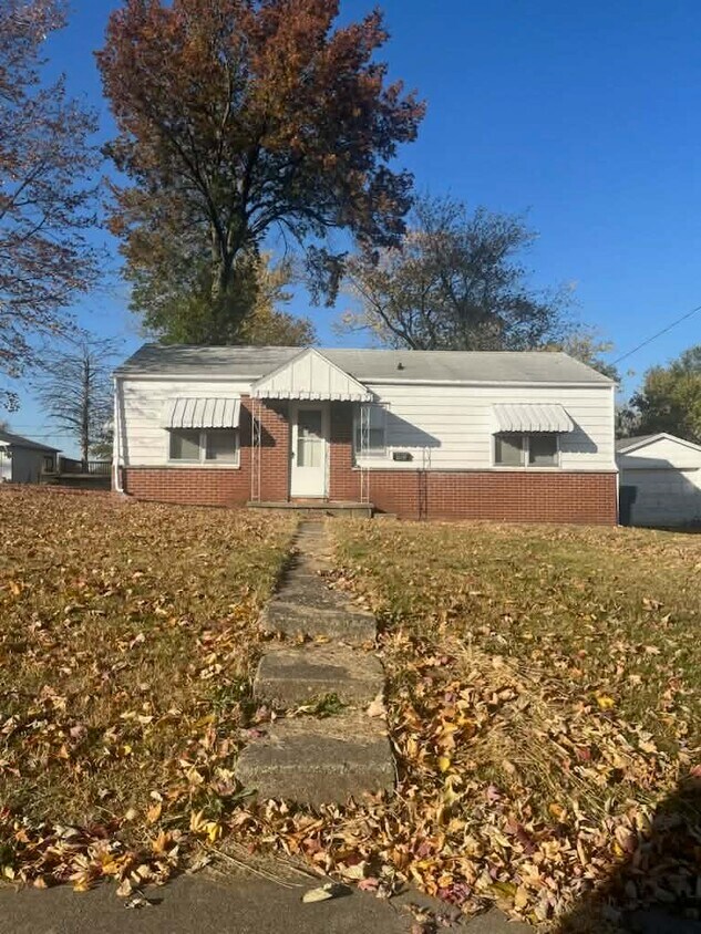 Foto principal - 916 W Main St