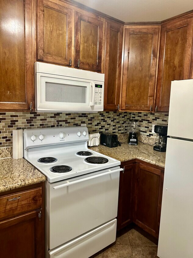 Foto principal - 3238 Ashford Street