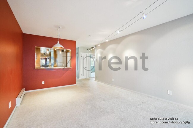 Building Photo - 1350 California St