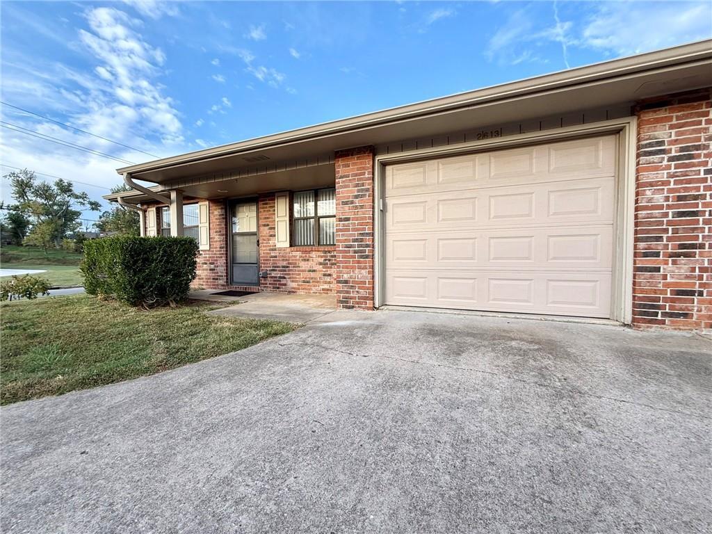 Foto principal - 2613 W Oak St