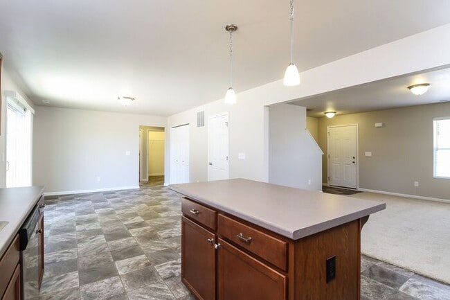 Building Photo - 507 Avalon Ct