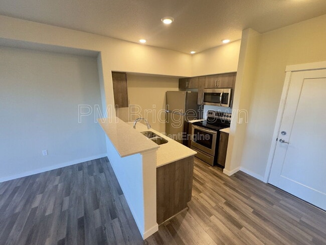 Building Photo - 16401 NW Chadwick Way