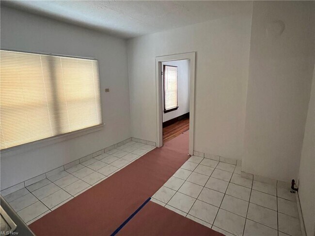 Foto del edificio - 719 E 162nd St
