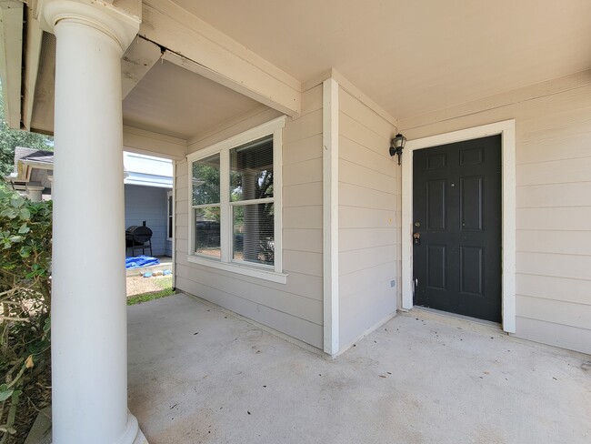 Building Photo - 8106 Arrington Forest Ln