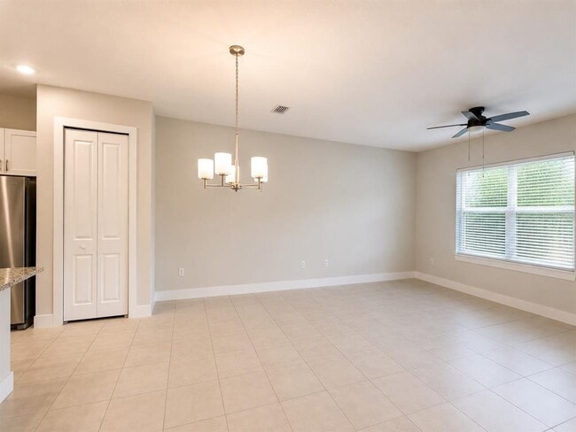Building Photo - 1435 Brookdale Ct