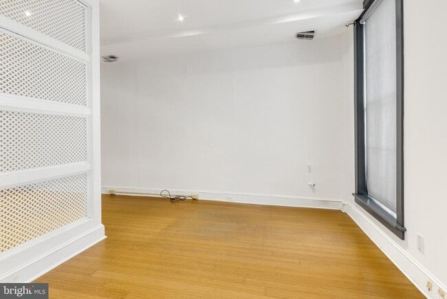 Building Photo - 39 N 3rd St