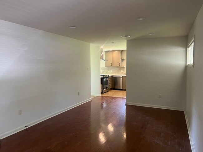 Building Photo - 8082 Sholar Dr