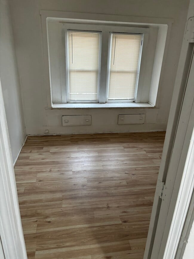 Building Photo - 1315 Kohler Ave