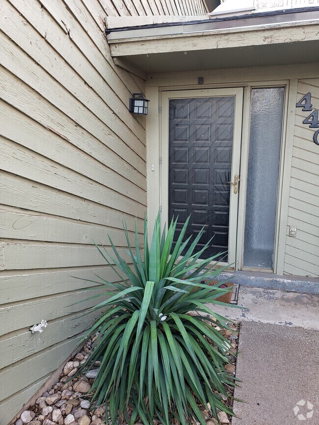 Kings Park Apartments under 2,500 Lubbock, TX 8 Rentals