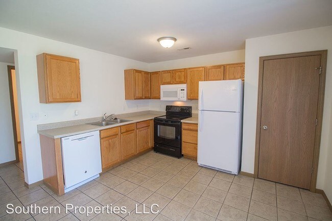 Building Photo - 4 br, 2.5 bath House - 5107 Alpine Ridge Rd.