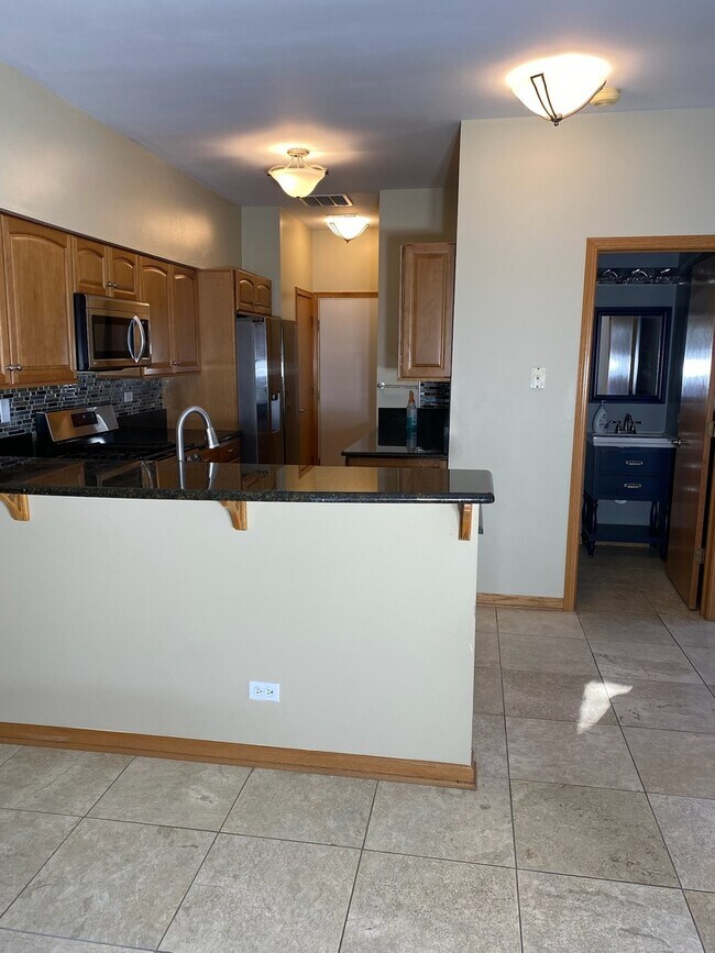 Building Photo - 859 Asbury Dr