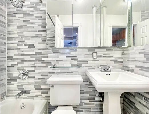Foto del edificio - 145 E 26th St
