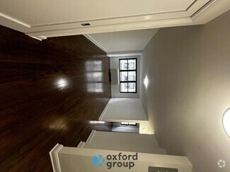 Building Photo - 96 5th Ave
