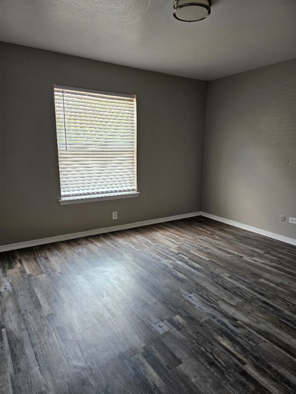 Building Photo - 2409 Ridgmar Plaza