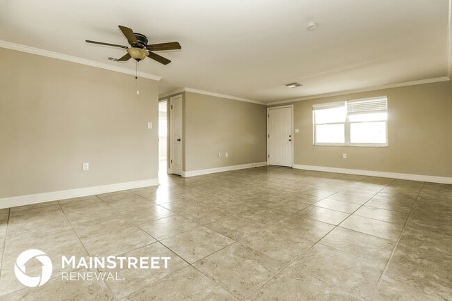 Building Photo - 3022 Brompton Dr