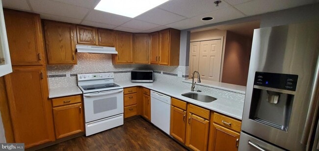 Building Photo - 8304 Centennial Station Dr