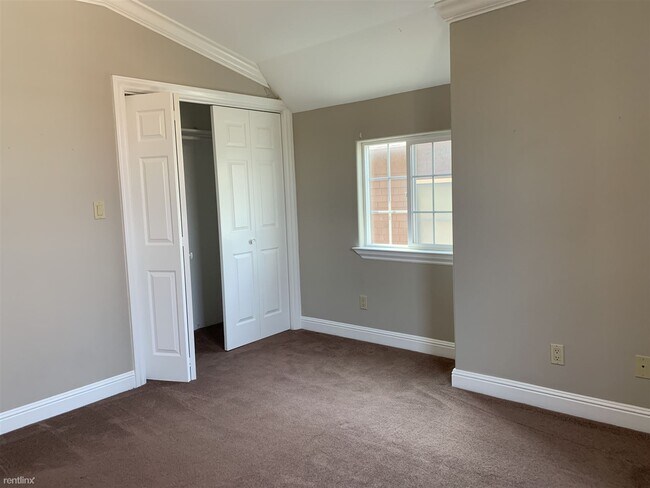 Foto del edificio - 2 br, 1 bath Condo - 2117 Ashby Avenue 211...
