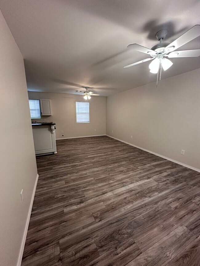 Foto del edificio - 3 bed 2 bath Country Amarillo Home