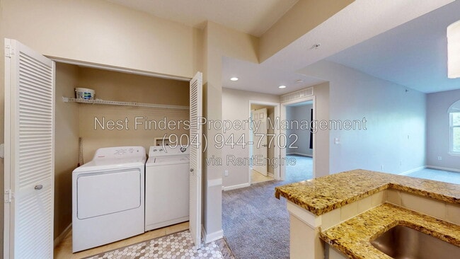 Building Photo - 10435 Mid Town Pkwy
