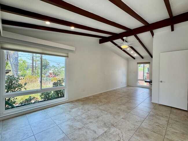 Foto del edificio - Beautiful 3 Bed / 2 Bath Home in La Mesa –...