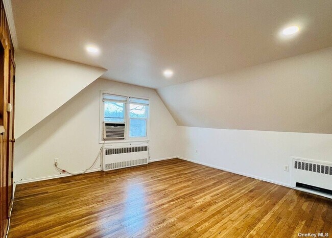 Foto del edificio - 88-38 Ransom St