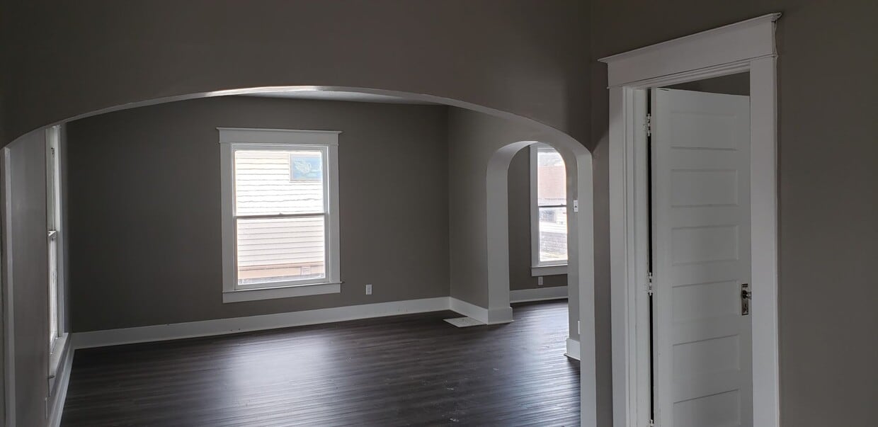 Foto principal - 3 bedroom 2 bath
