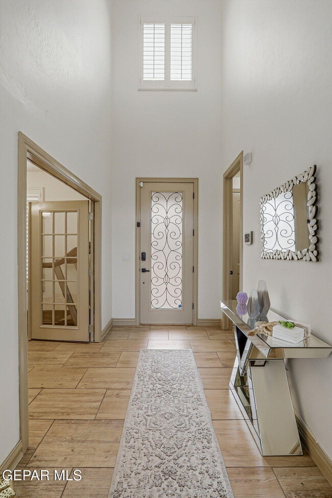 Foto del edificio - 12081 Silver Crown