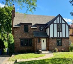 Building Photo - 290 Elm Park Ave