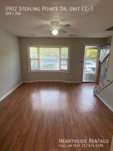 Foto del edificio - 3902 Sterling Pointe Dr