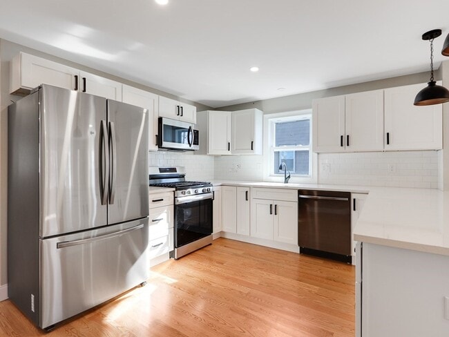 Foto del edificio - 58 Hillsdale Rd