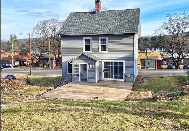 Foto del edificio - 643 Hopmeadow St