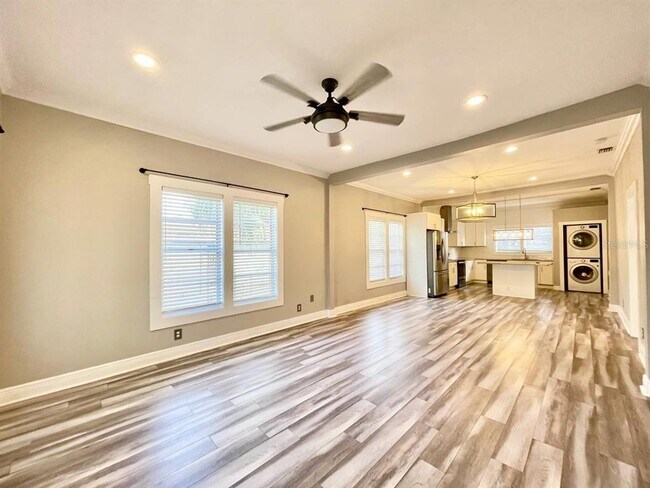 Foto del edificio - 3301 E 25th Ave