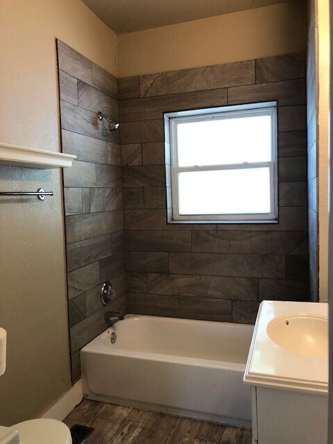 Foto del edificio - Live next to OU Campus!