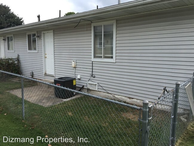 Foto del edificio - 409 E Downing St