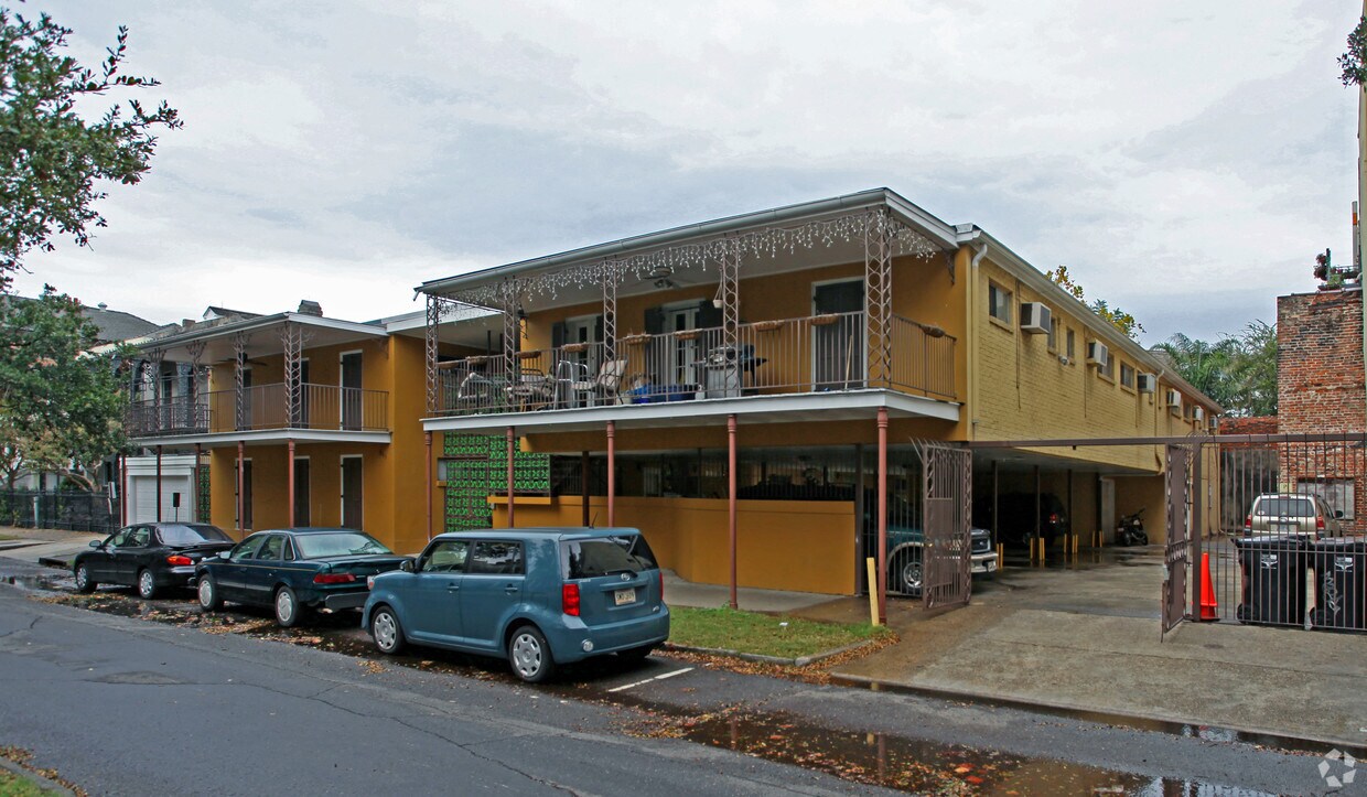 Primary Photo - 511 Esplanade Ave
