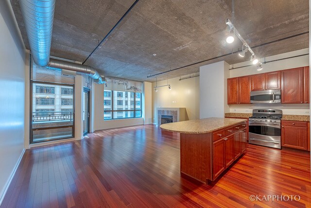 Foto del edificio - 520 S State St