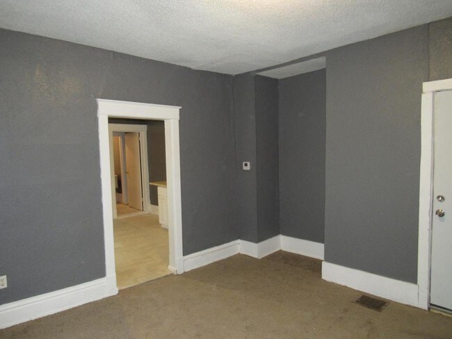Foto del edificio - 5401 Smart Ave #1 (bottom)